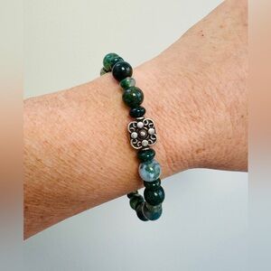 Green natural stone bracelet, 925 silver clasp
